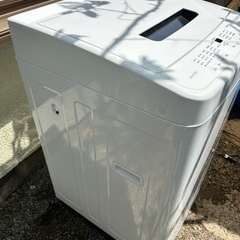 アイリスオーヤマ　2022年製　洗濯機　IAW−T504 5kg 動作良好