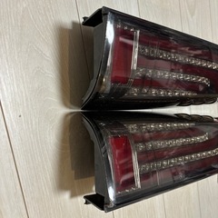 ハイエース テールランプ 相談中 一時募集停止してます