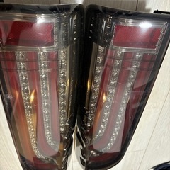 ハイエース テールランプ 相談中 一時募集停止してます