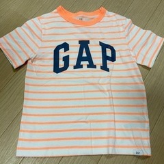 中古GAP 4years サイズ　Tシャツ