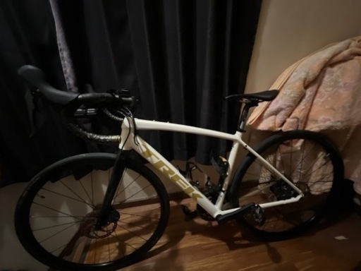 ロードバイク　TREK  DOMANE AL4 GEN3 52サイズ