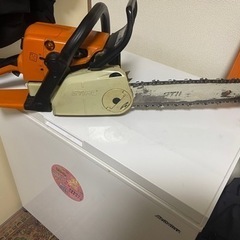 STIHLスチールチェーンソー　MS210C