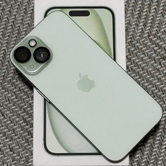 iPhone15 グリーン　128GB