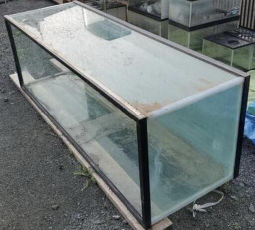 中古1800ガラス水槽　発送可