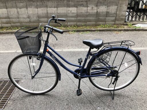自転車　紺色　２０２３年製　まだまだきれい
