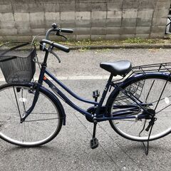 自転車　紺色　２０２３年製　まだまだきれい