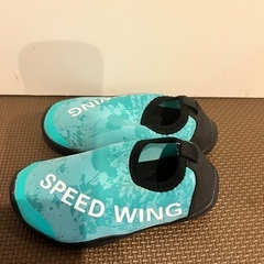 Speed wing 水遊び　靴　17cm多分小さめ？