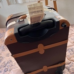 スーツケース　使用感とてもあります。