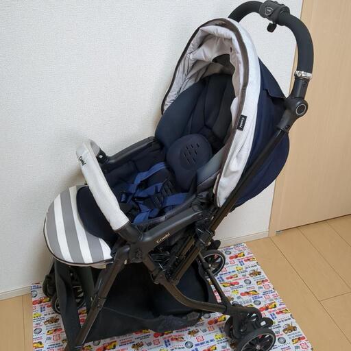 コンビベビーカースゴカル4キャスcompact