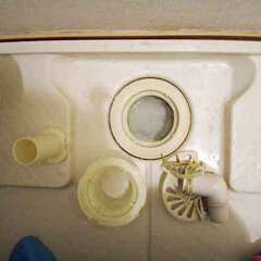 【洗濯機】ドレンパン詰まりによる溢水修理してきました。 − 福岡県