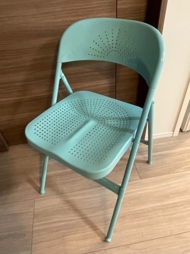 美品　廃盤品 IKEA イケア FRODE フローデ 折りたたみいす 4脚 美品 廃盤 IKEA イケア FRODE フローデ 折りたたみ椅子 2脚