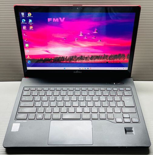 保証1ヶ月、インボイス対応、代引き発送可！Windows11、高解像度ＷＱＨＤタッチモニター、Core i5、SSD256GB(新品)、メモリ12GB、FUJITSU製ノートパソコン、CD,DVD,ドライブ、タッチパネル、カメラ、Bluetooth、ACアダプター付属、タッチモニター、タッチスクリーン、富士通、FMV