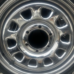 215/65r16（決まりました）