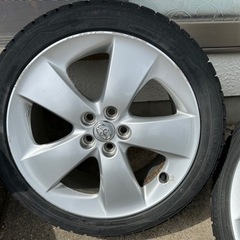30系プリウス純正ホイール    ナット付き