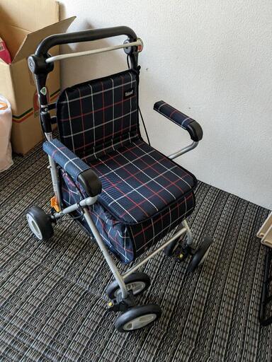 美品 シルバーカー チェック柄 紺色