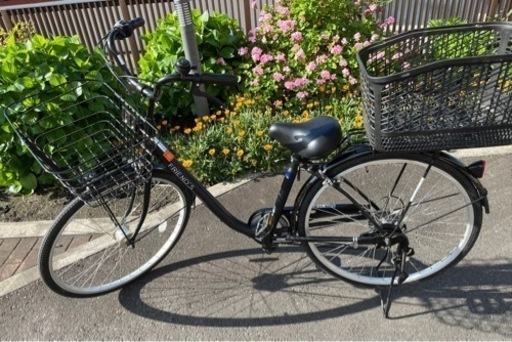 (お値下げ致しました)中古 ２６インチ軽快自転車 オートライト ６段変速付き (状態良好)