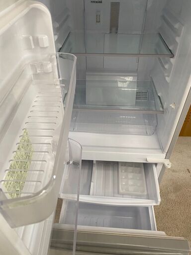 美品 シャープ ノンフロン冷凍冷蔵庫 2018年 137Ⅼ 2ドア 動作確認済み  