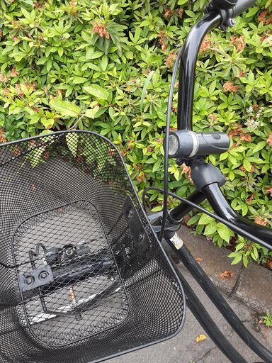 リサイクルショップどりーむ天保山店 No1128 自転車 黒 カギ付き LED  