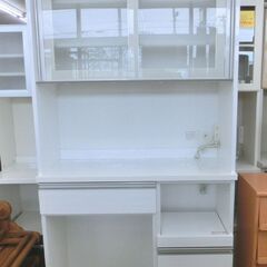 ニトリキッチンボード　レンジボード　ホワイト食器棚 ガラス扉付き ニトリキッチンボード レンジボード ホワイト食器棚 ガラス扉付き