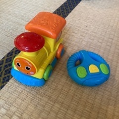 音のなる汽車ポッポ🚂ラジコン　おもちゃ おもちゃ 知育玩具