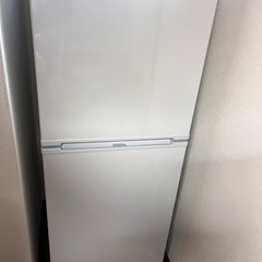 取引中　冷蔵庫　139L  2022年製  