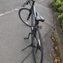 リサイクルショップどりーむ天保山店　No1129　クロスバイク　3×7　２１段階ギア付き　ライト付き