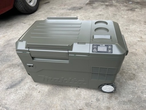 マキタ18Vクーラーボックス　ミリタリーカラー