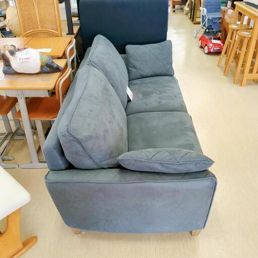 RELAXFORM　大きめでゆったり２Pソファです。幅200&times;奥90&times;高さ80(㎝)【こちらは店舗です。浜村鹿野温泉ICから3分 買取本舗 宮本リサイクル 営業時間９～１９時 定休日水曜日】