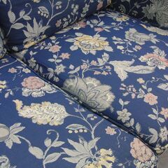 マルニ 3人掛けソファ 地中海ロイヤルシリーズ ロベールⅡ 布 青系 花柄 肘カバー付き 3Pソファ maruni 札幌 手稲