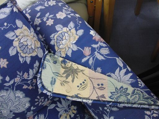 マルニ 3人掛けソファ 地中海ロイヤルシリーズ ロベールⅡ 布 青系 花柄 肘