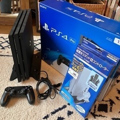 ps4pro  CUH-7000B