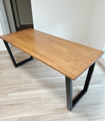 【美品！超特価】 ダイニングテーブル　木目調　黒足