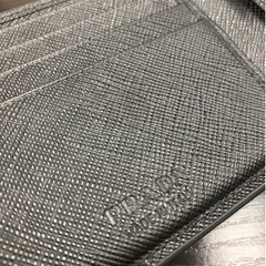 ✨PRADA/二つ折り財布/黒/プラダ【中古】✨