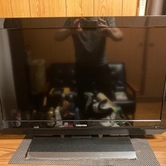 液晶テレビ