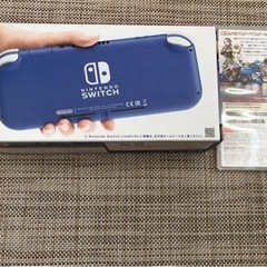値下げ20000円→17000円美品ニンテンドースイッチ ライト ブルー本体＋ 