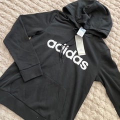 adidasパーカージュニアサイズ