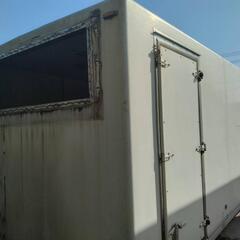 香取市】横扉付き 保冷コンテナ (No.Y-354) 長さ約620cm×幅