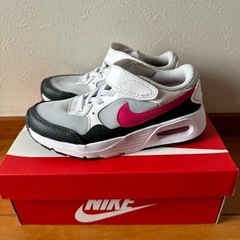 NIKE 18.5cm