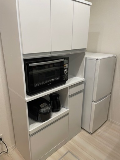 LOWYA 家具 収納家具 食器棚、キッチン収納