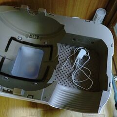 猫　自動トイレ　PetSnowy　中古