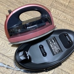 Panasonicコードレススチームアイロン2018年製（4/2...