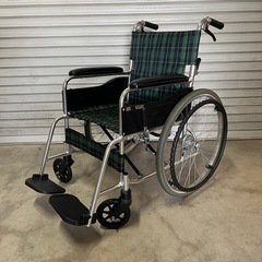 お値打ち！自走用車椅子 背折れ式・介助ブレーキ付 ノーパンク
