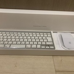 Mac純正キーボード、マウス