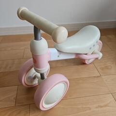 赤ちゃん用　三輪バイク