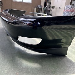 車のパーツ  ハリアーリヤバンパー