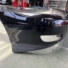 車のパーツ  ハリアーリヤバンパー