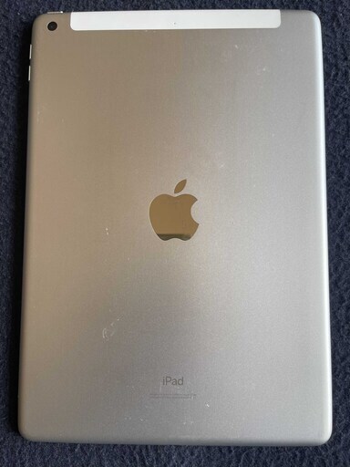 ipad 10.2インチ 第7世代2019 32GB wifi-cell silver SIMフリー 