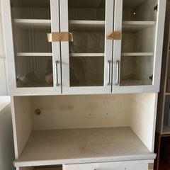 パウモナ　キッチンボード　食器棚