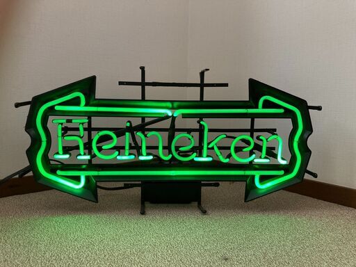 Heineken(ハイネケン)のネオンサイン、ネオン管