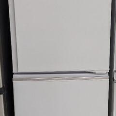 2021年　300L 　三菱冷凍冷蔵庫　（MR-CX30F-W)